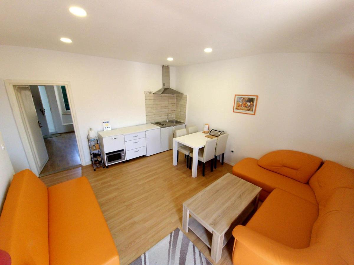 Apartments Eis Башка Екстер'єр фото