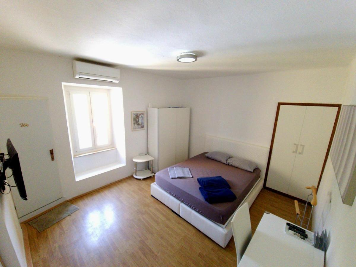 Apartments Eis Башка Екстер'єр фото
