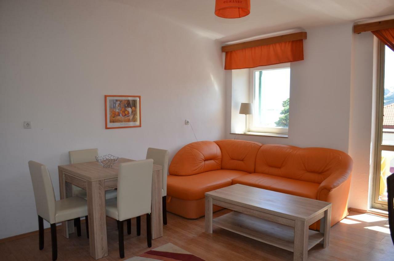 Apartments Eis Башка Екстер'єр фото